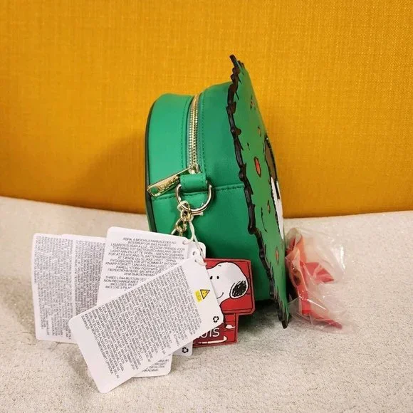 Loungefly Peanuts Snoopy Woodstock Christmas Wreath Light UP Crossbody Bag NEW - Picture 3 of 11
